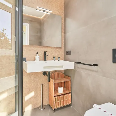 Stylish Studio * نيرخا